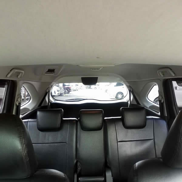 Kabin Toyota Avanza 5-seater untuk Antar Jemput Bandara Ngurah Rai (DPS) Denpasar Bali ke Cikarang Jawa Barat dan Carter Mobil