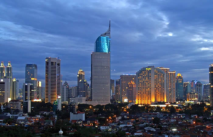 Airport Denpasar (DPS) Bali to Jakarta transfer services.